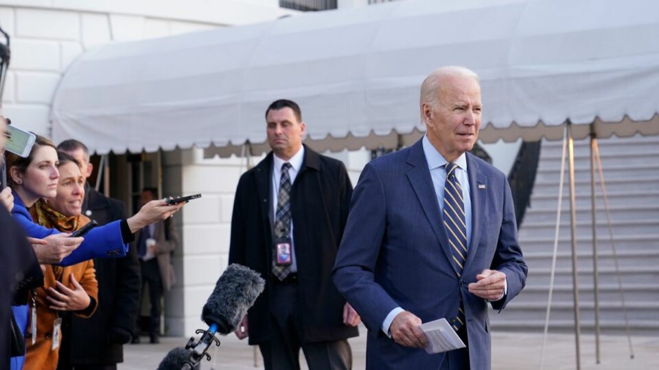 Analysis: Biden’s document scandal eats away at efforts to hold Republicans accountable