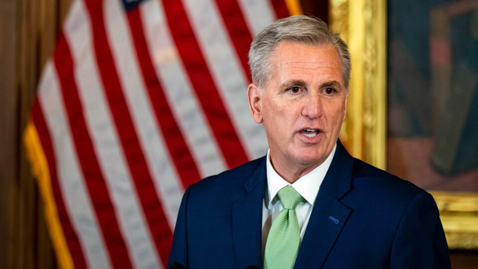 Republican leaders and Trump loyalists on Capitol Hill rally behind the former president after indictment